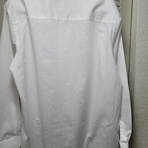 Classic White Men's Shirt - Picture 3 of 3